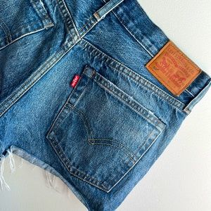 Levi’s Women’s 501 Shorts